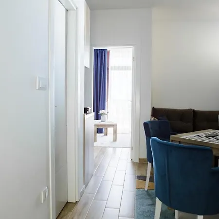 Apartmán Dvori Sky View E14 - Free Private Parking